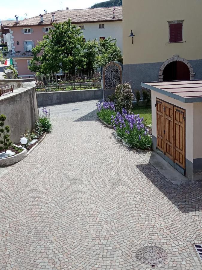 Da Valentina Apartment Castelfondo Luaran gambar