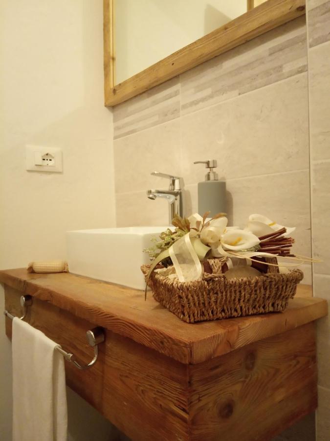 Da Valentina Apartment Castelfondo Luaran gambar